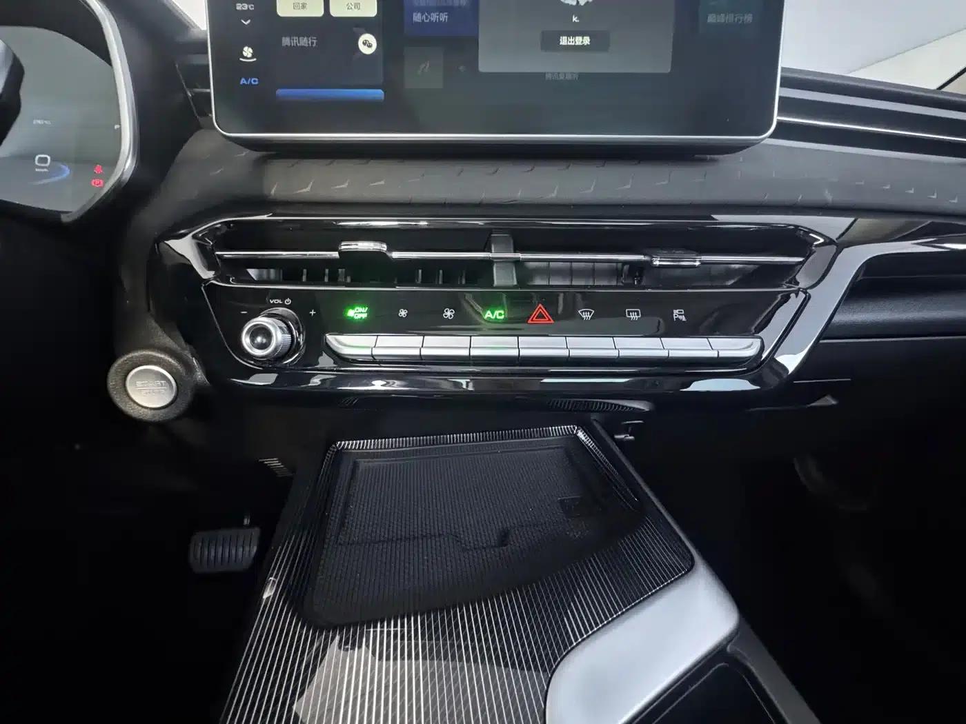 Haval Chitu 2022 Enjoy Edition 1.5T Bronze Rabbit — миниатюра 21