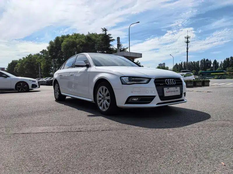 Audi A4L 2013 40 TFSI quattro Sport Individual — миниатюра 3