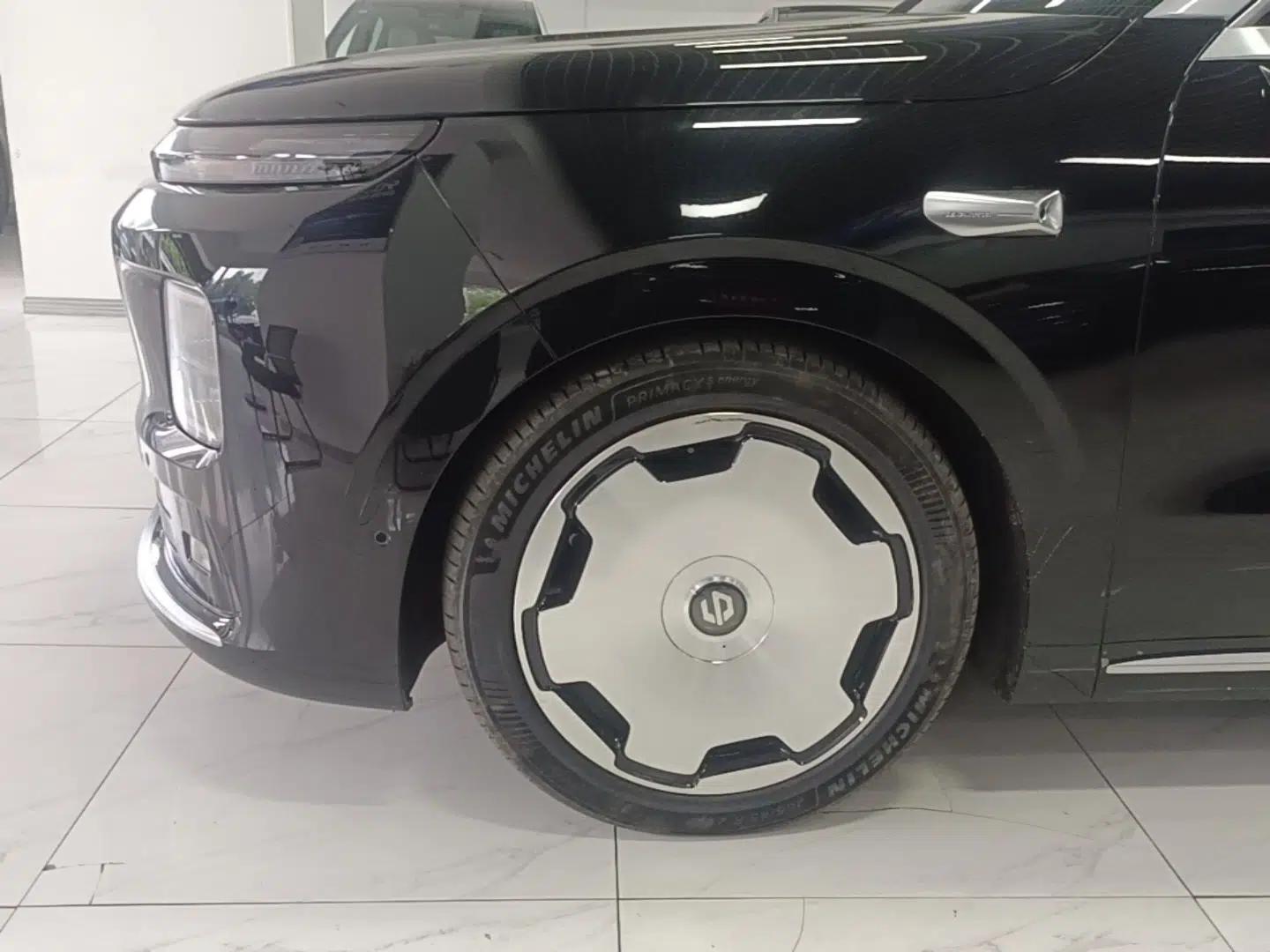 Leapmotor D19 2026 Range-Extended 500 Smart Luxury Edition Six-Seat — миниатюра 15
