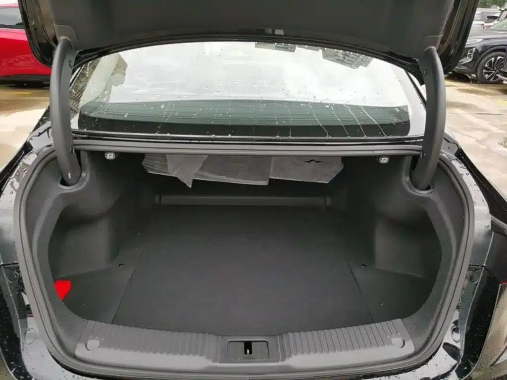 Hongqi H5 2025 2.0T Automatic Flagship Edition — миниатюра 19