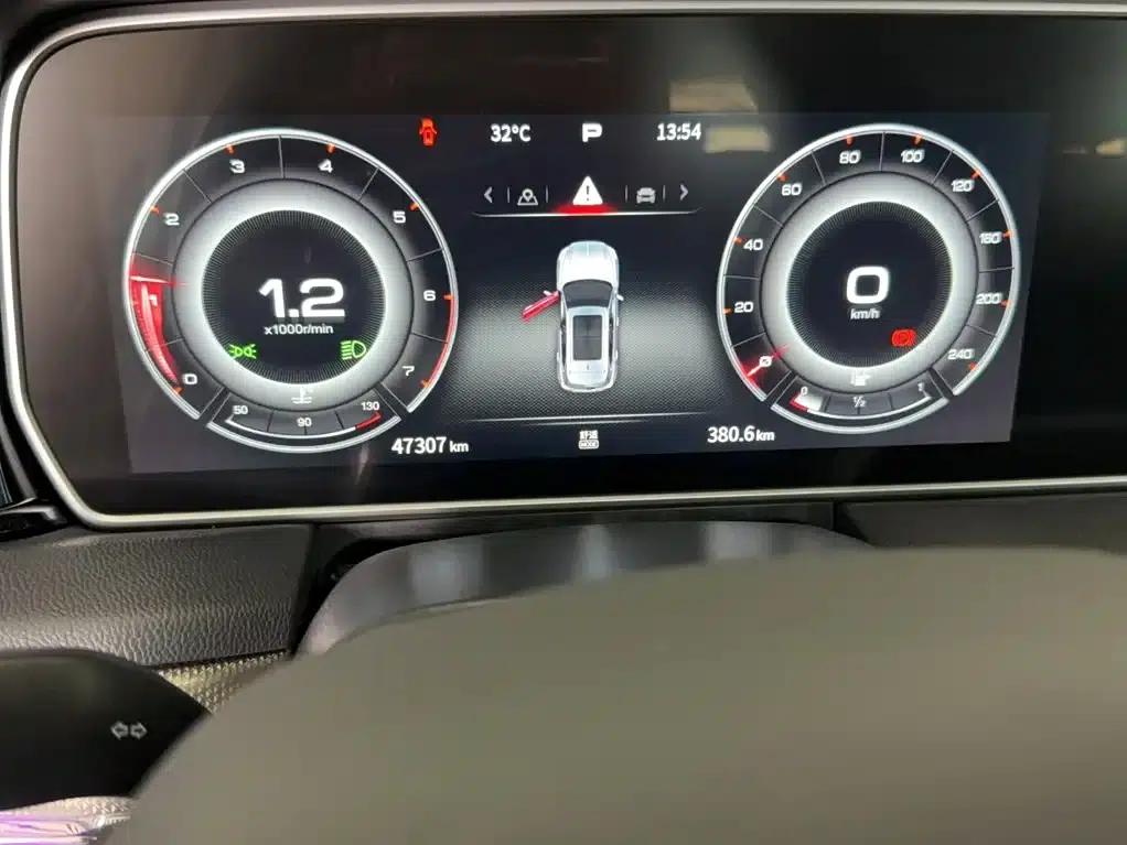 Hongqi HS5 2022 Facelift 2.0T Intelligent Flagship Enjoy 4WD Edition — миниатюра 9
