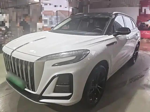 Hongqi HS3 PHEV 2025 model, 117km range, Jinwei PLUS version