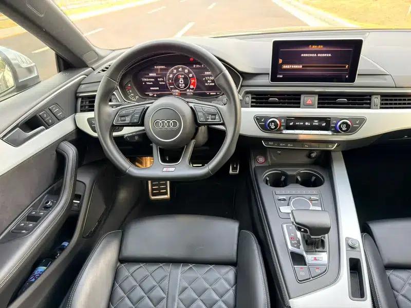 2017 Audi S5 3.0T Sportback — миниатюра 15