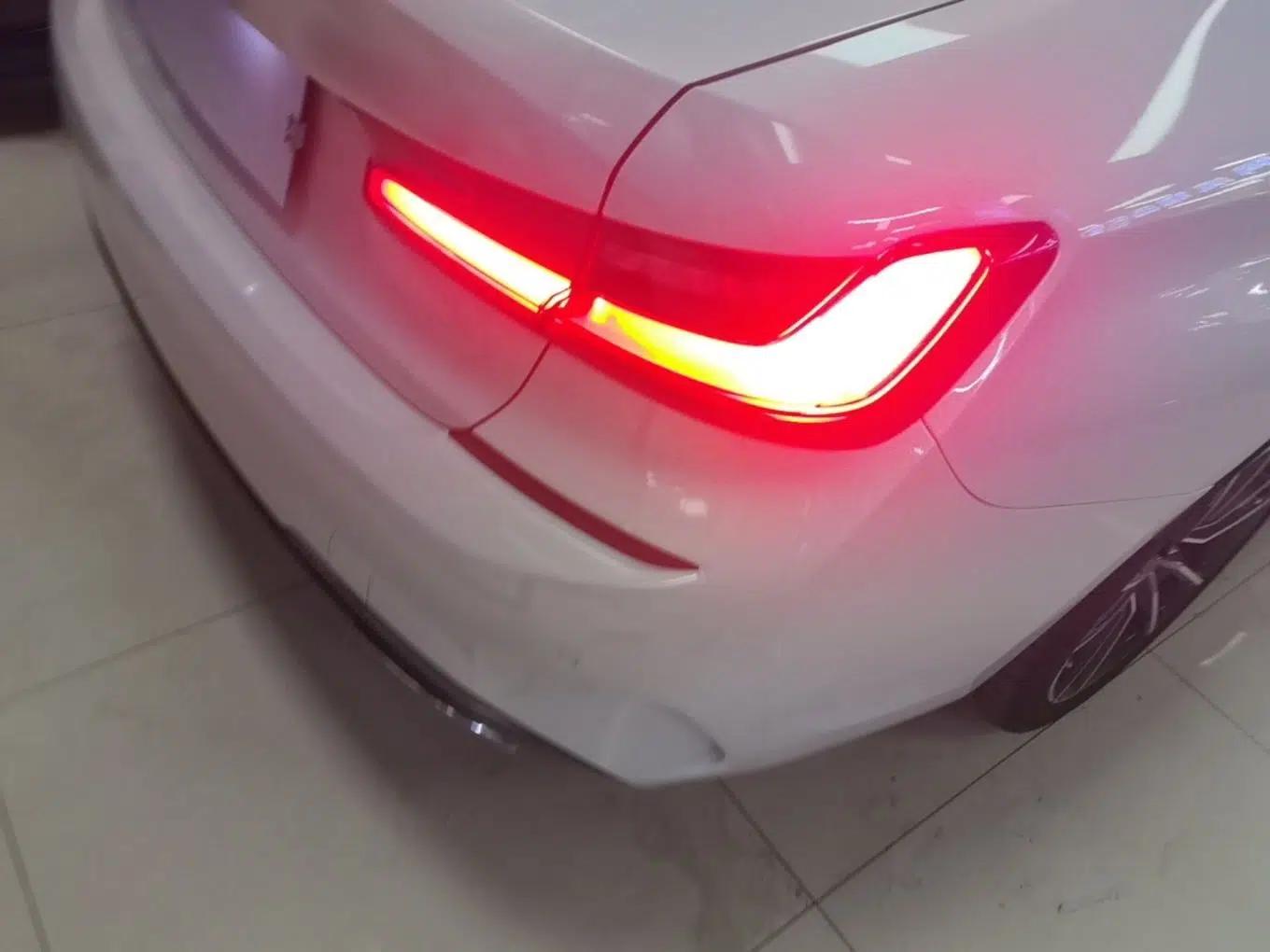BMW 3 Series 2020 320Li M Sport Package — миниатюра 9