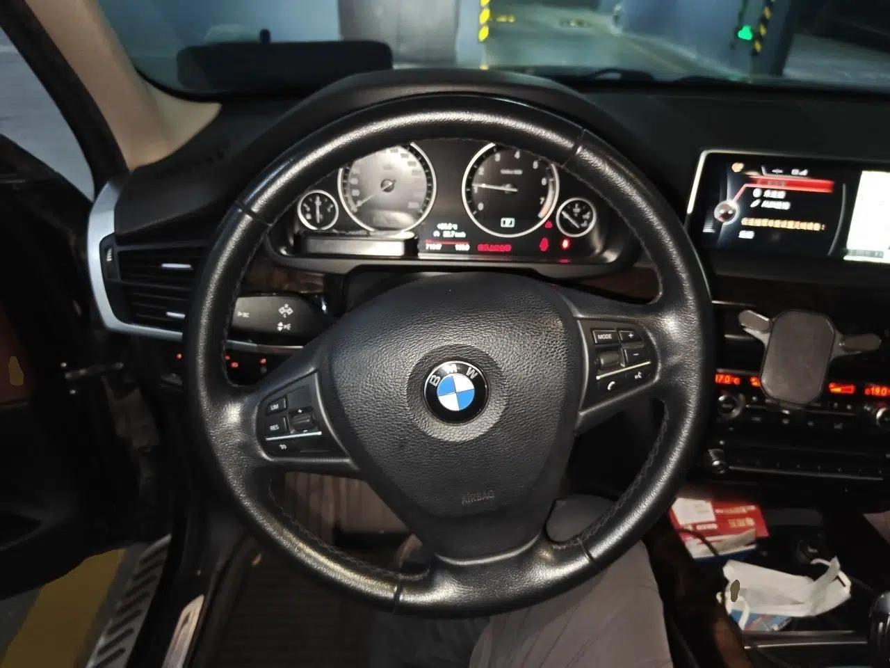 BMW X5 2015 xDrive28i — миниатюра 10
