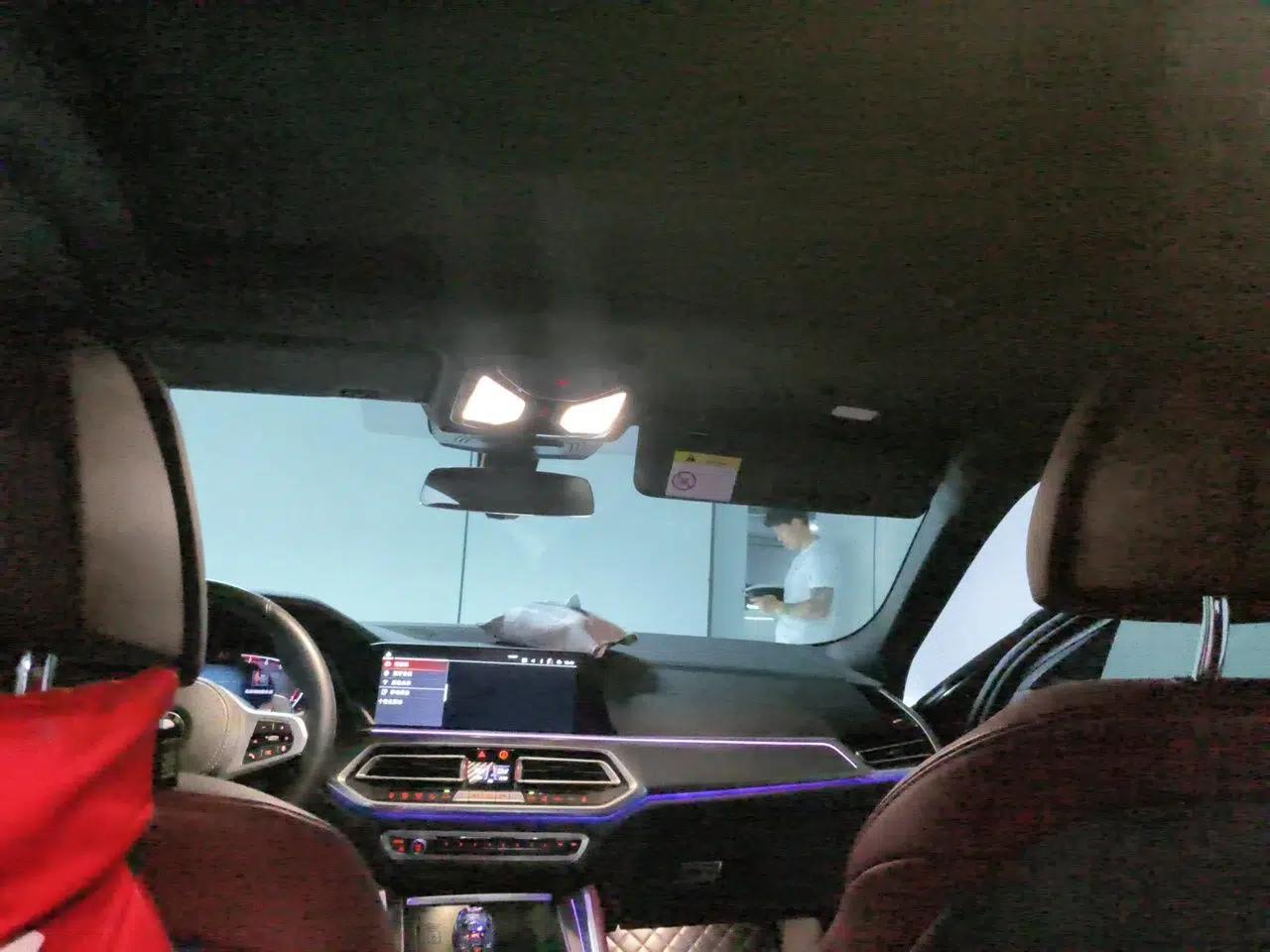 BMW X6 2021 xDrive40i Luxury Model with M Sport Package — миниатюра 18