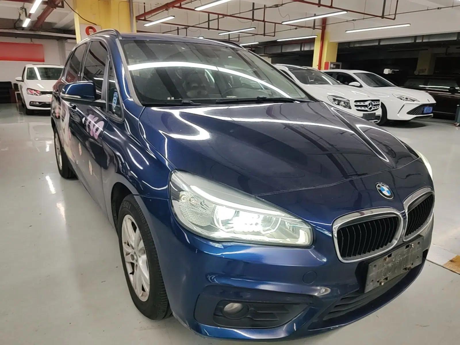 BMW 2 Series Active Tourer 2016 218i Leading Model — миниатюра 3