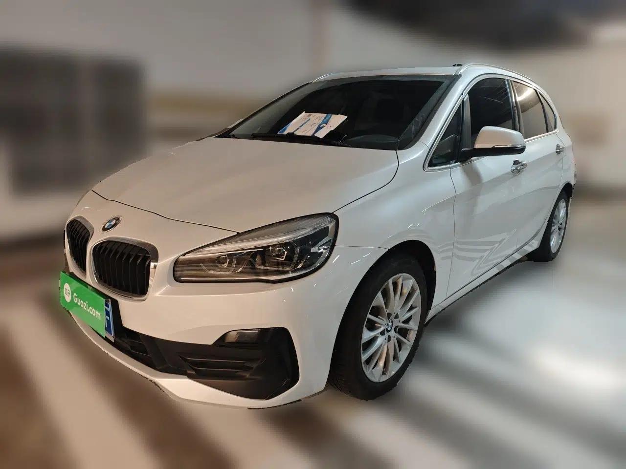 BMW 2 Series Active Tourer 2019 218i Leading Model — миниатюра 1