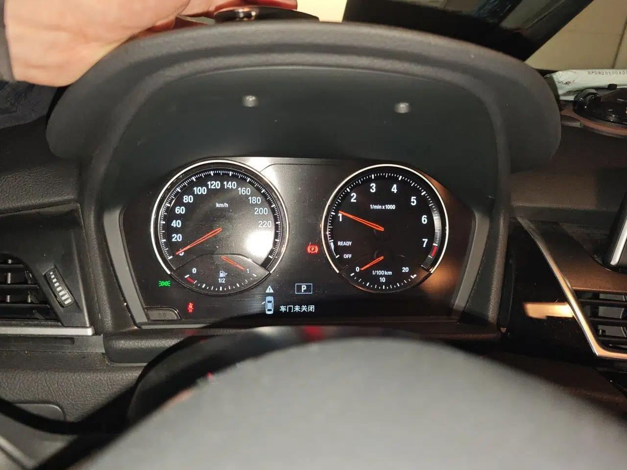 BMW 2 Series Active Tourer 2019 218i Leading Model — миниатюра 11