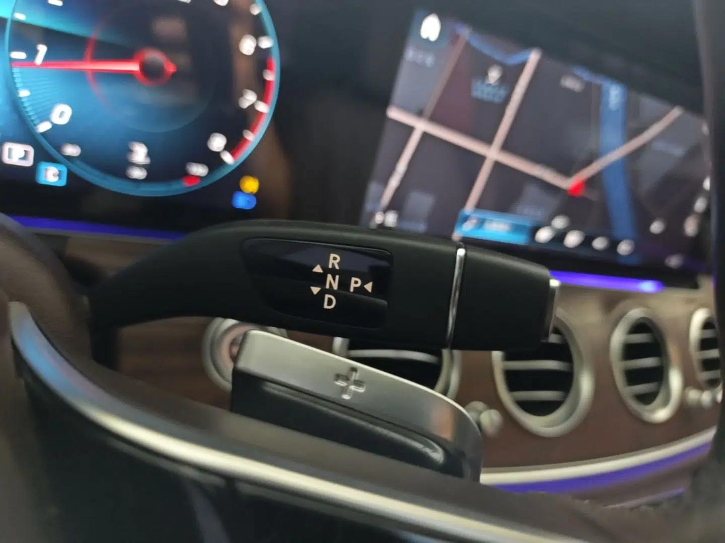Mercedes-Benz E-Class 2023 E 300 L Stylish Model — миниатюра 16