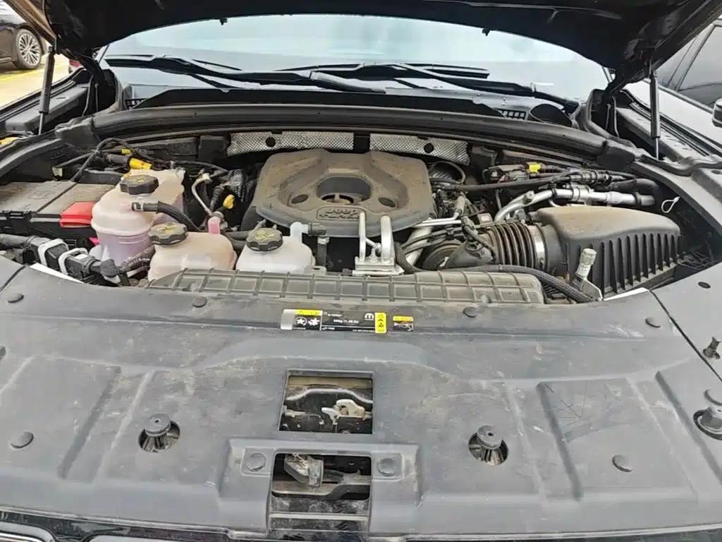 2023 Jeep Grand Cherokee 4xe Imported Model 4xe Peak Edition — миниатюра 20