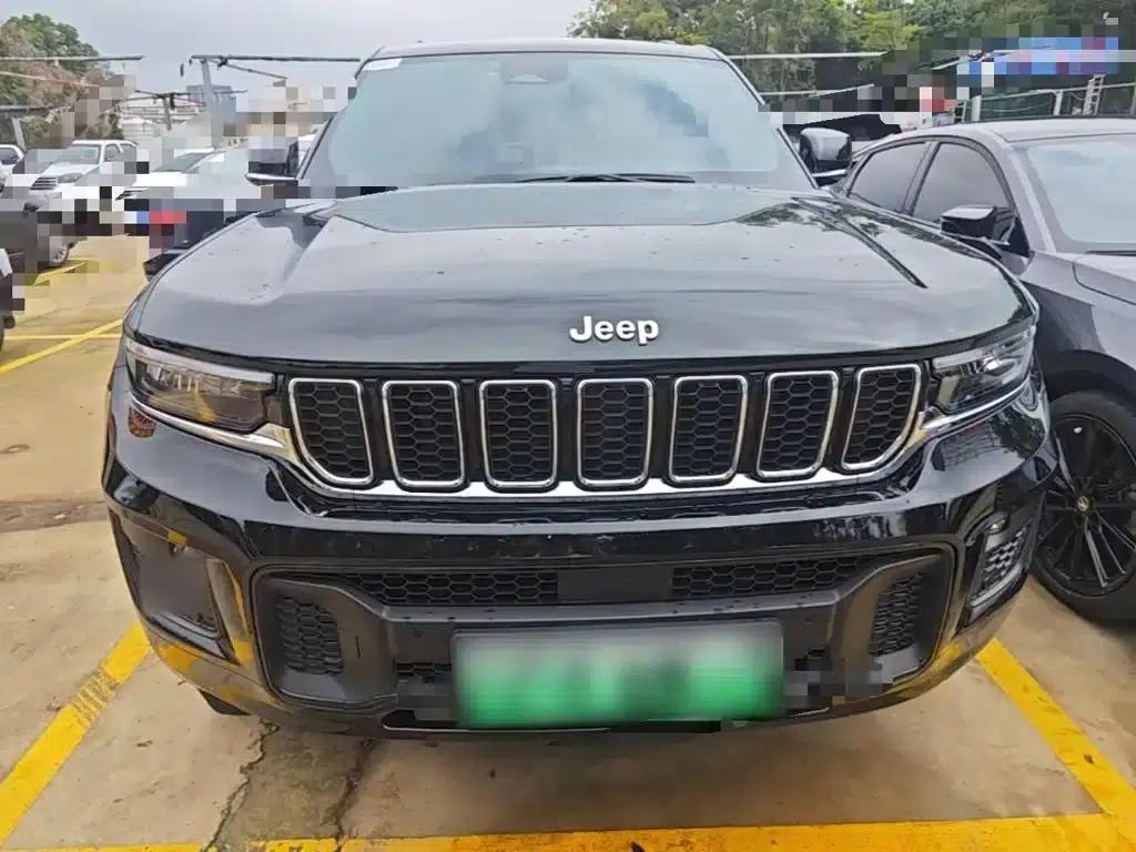 2023 Jeep Grand Cherokee 4xe Imported Model 4xe Peak Edition — миниатюра 3