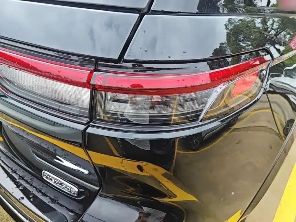 2023 Jeep Grand Cherokee 4xe Imported Model 4xe Peak Edition — миниатюра 8