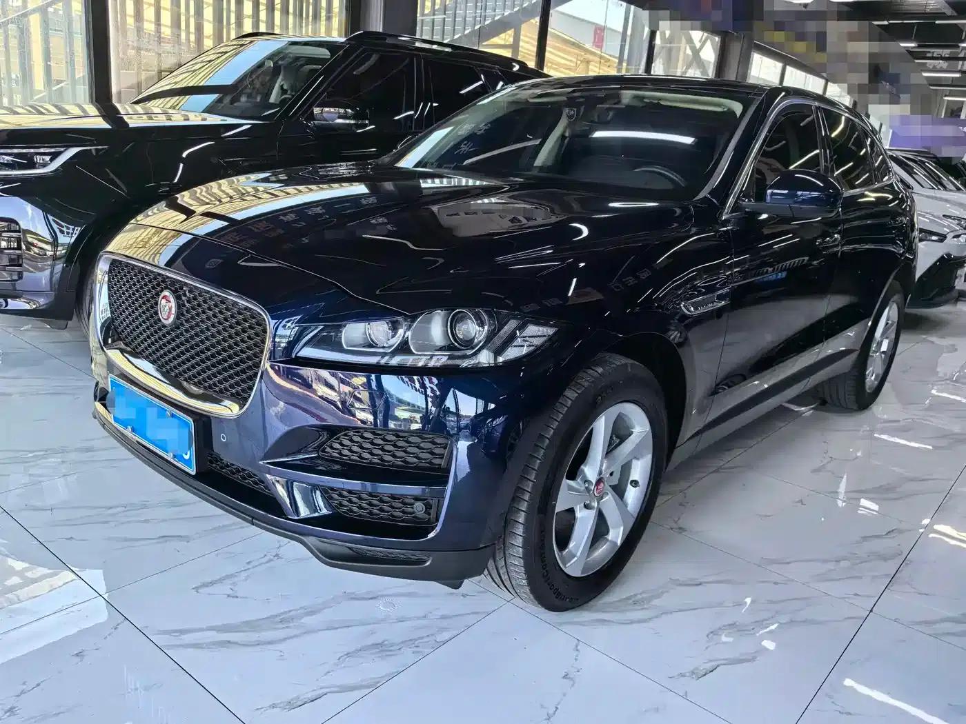 Jaguar F-PACE 2020 2.0T Urban Luxury Edition — миниатюра 1