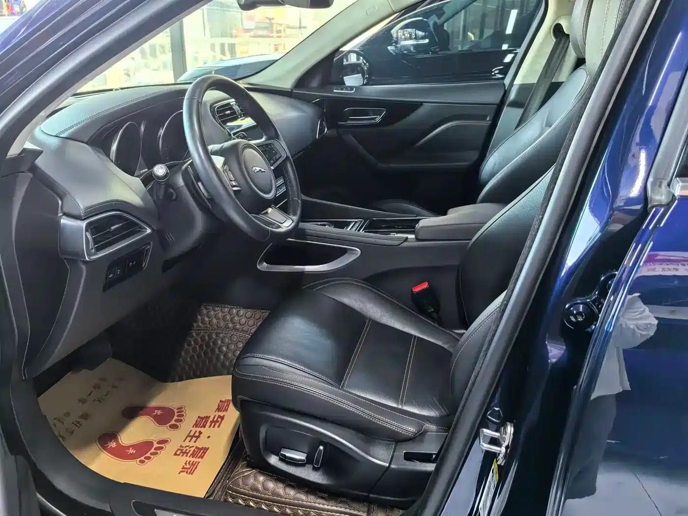 Jaguar F-PACE 2020 2.0T Urban Luxury Edition — миниатюра 7