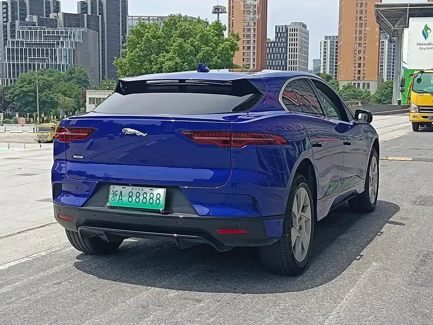 Jaguar I-PACE 2018 EV400 SE — миниатюра 8