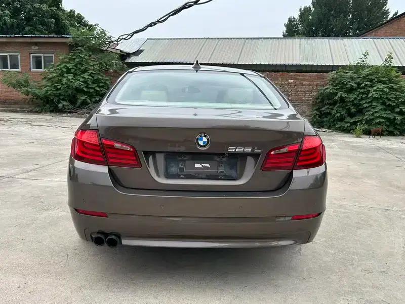 BMW 5 Series 2013 525Li Leading Edition — миниатюра 5