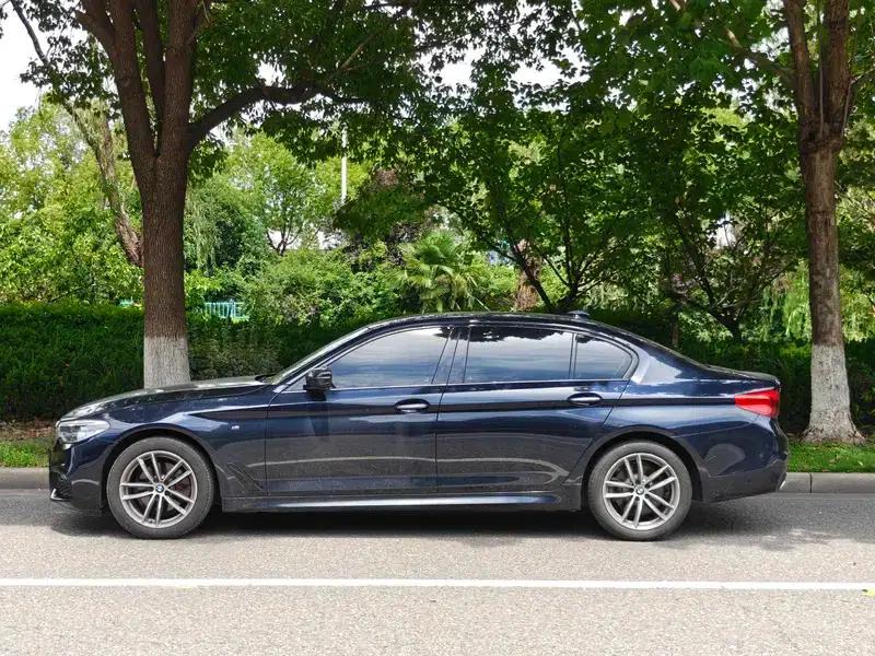 2018 BMW 5 Series 525Li M Sport Package — миниатюра 3