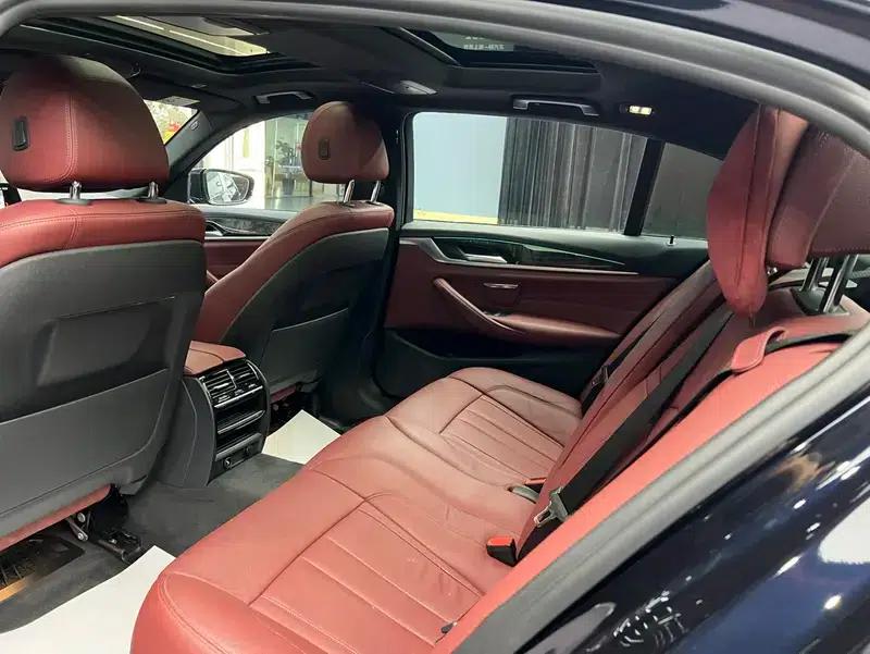 2018 BMW 5 Series Facelift 530Li Leading Edition M Sport Package — миниатюра 12