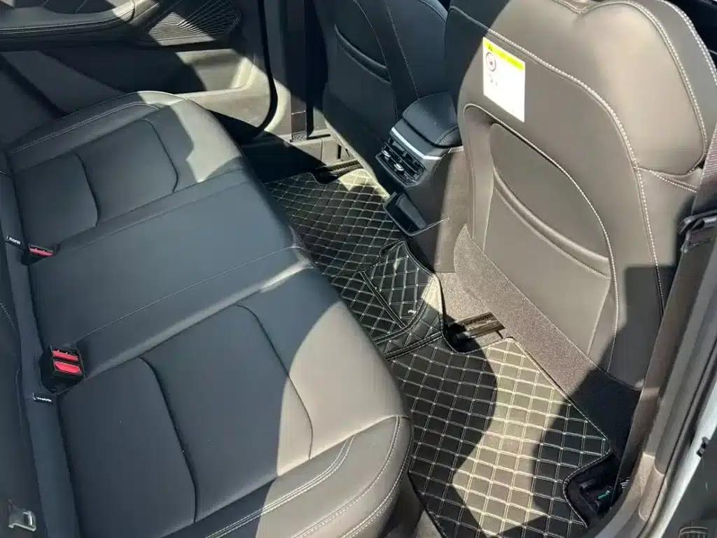 Geely Emgrand 2025 4th Generation 1.5L CVT Dragon Edition — миниатюра 12