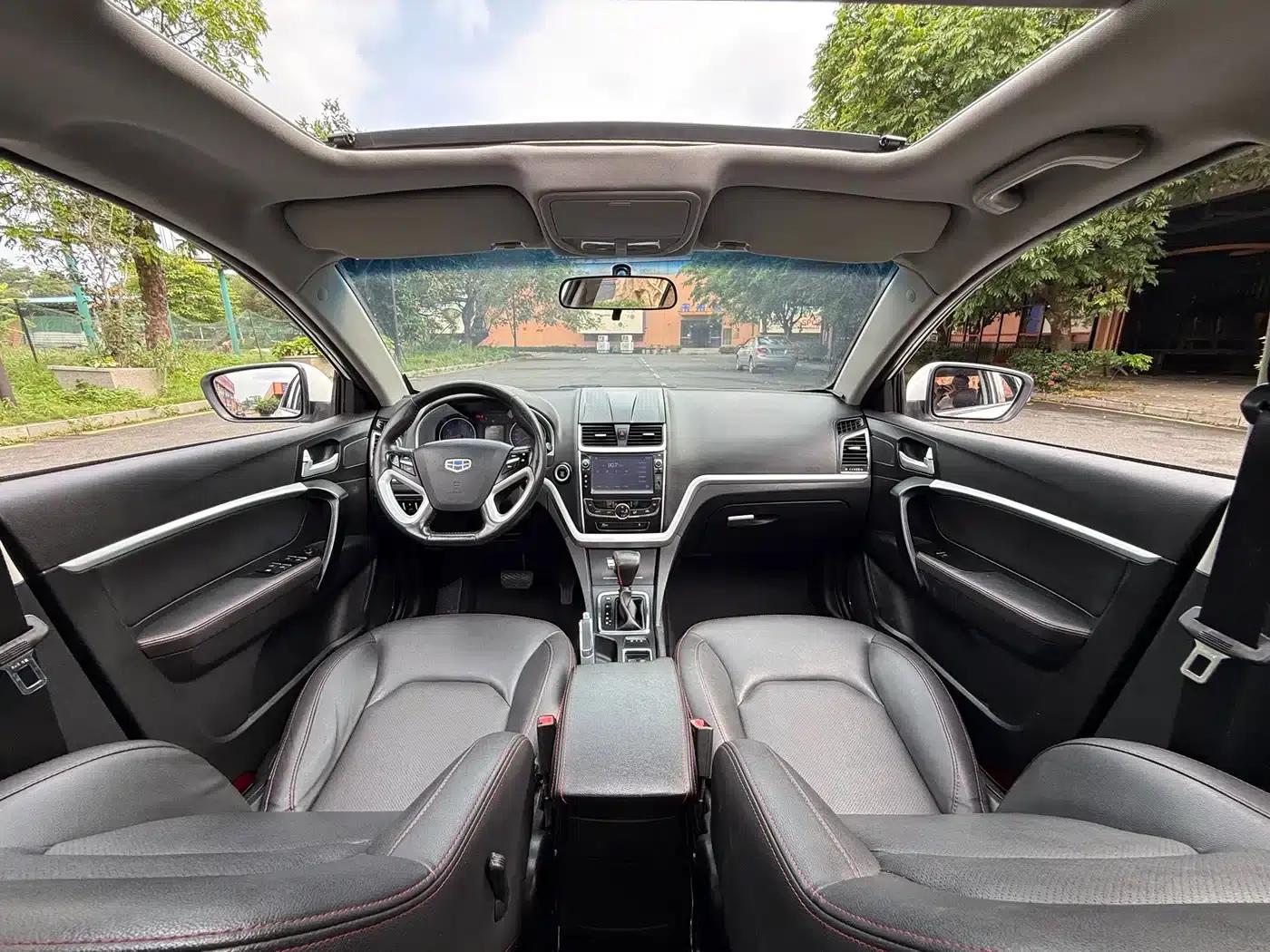Geely Emgrand 2015 Sedan 1.5L CVT Upward Edition — миниатюра 14