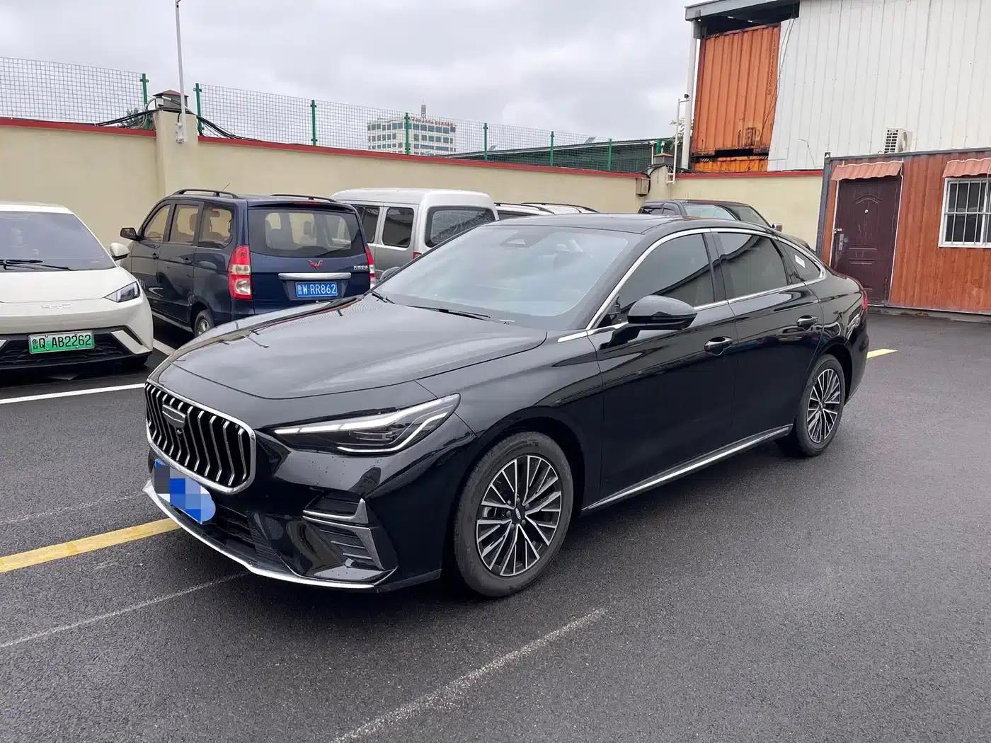 Geely Emgrand 2026 5th Generation 1.5L CVT Premium — миниатюра 1
