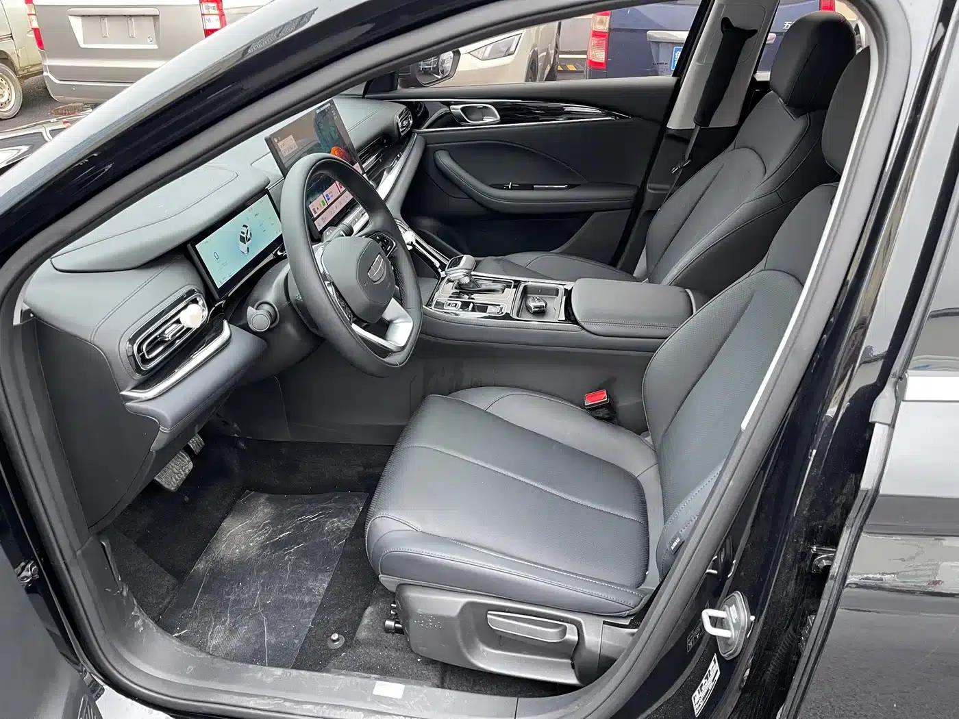 Geely Emgrand 2026 5th Generation 1.5L CVT Premium — миниатюра 5