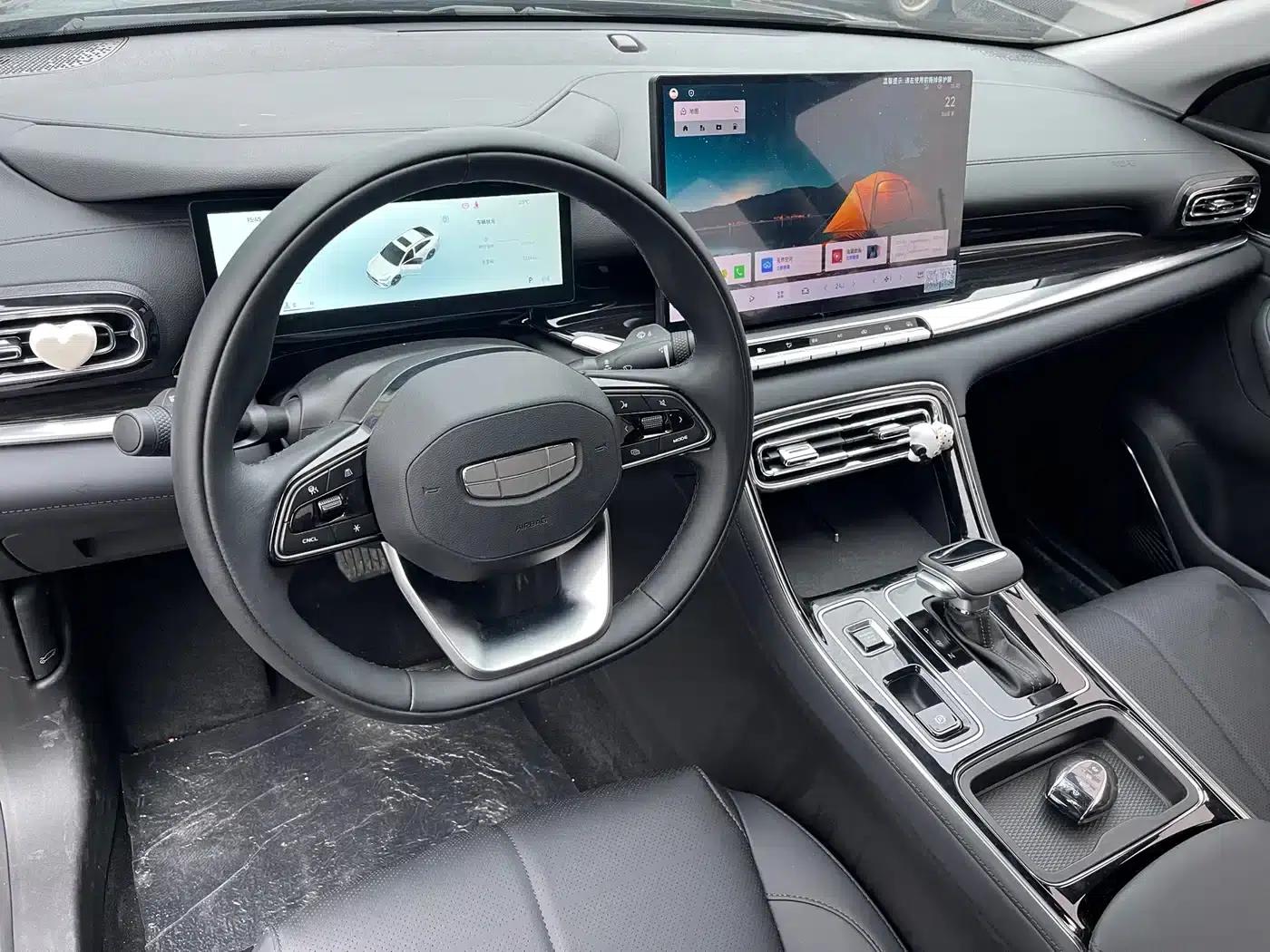 Geely Emgrand 2026 5th Generation 1.5L CVT Premium — миниатюра 6