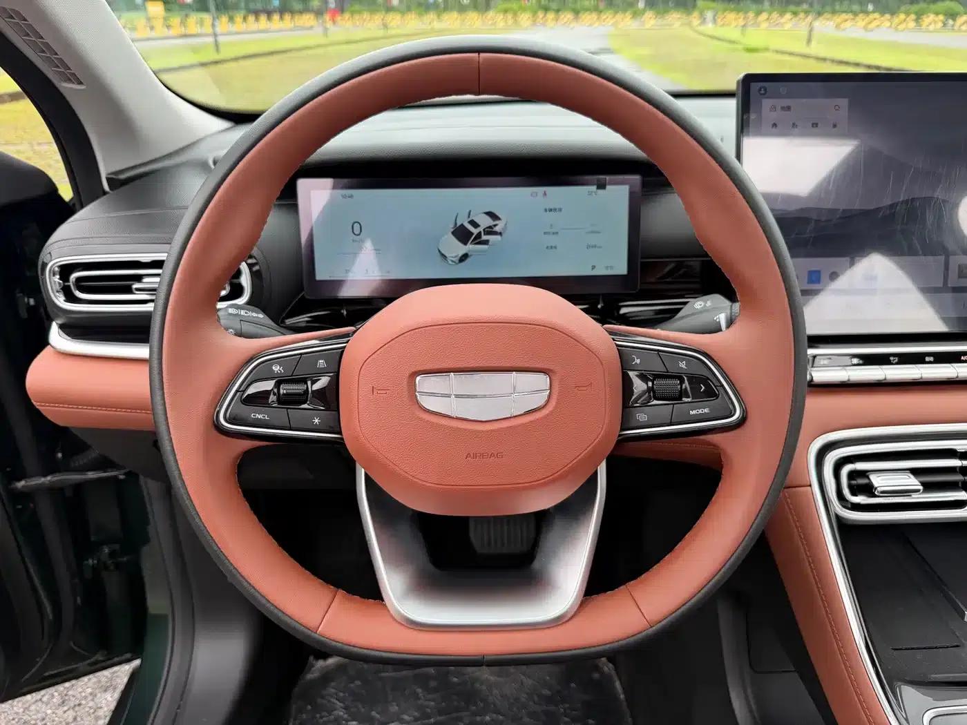 Geely Emgrand 2026 5th Generation 1.5T DCT Flagship Edition — миниатюра 18
