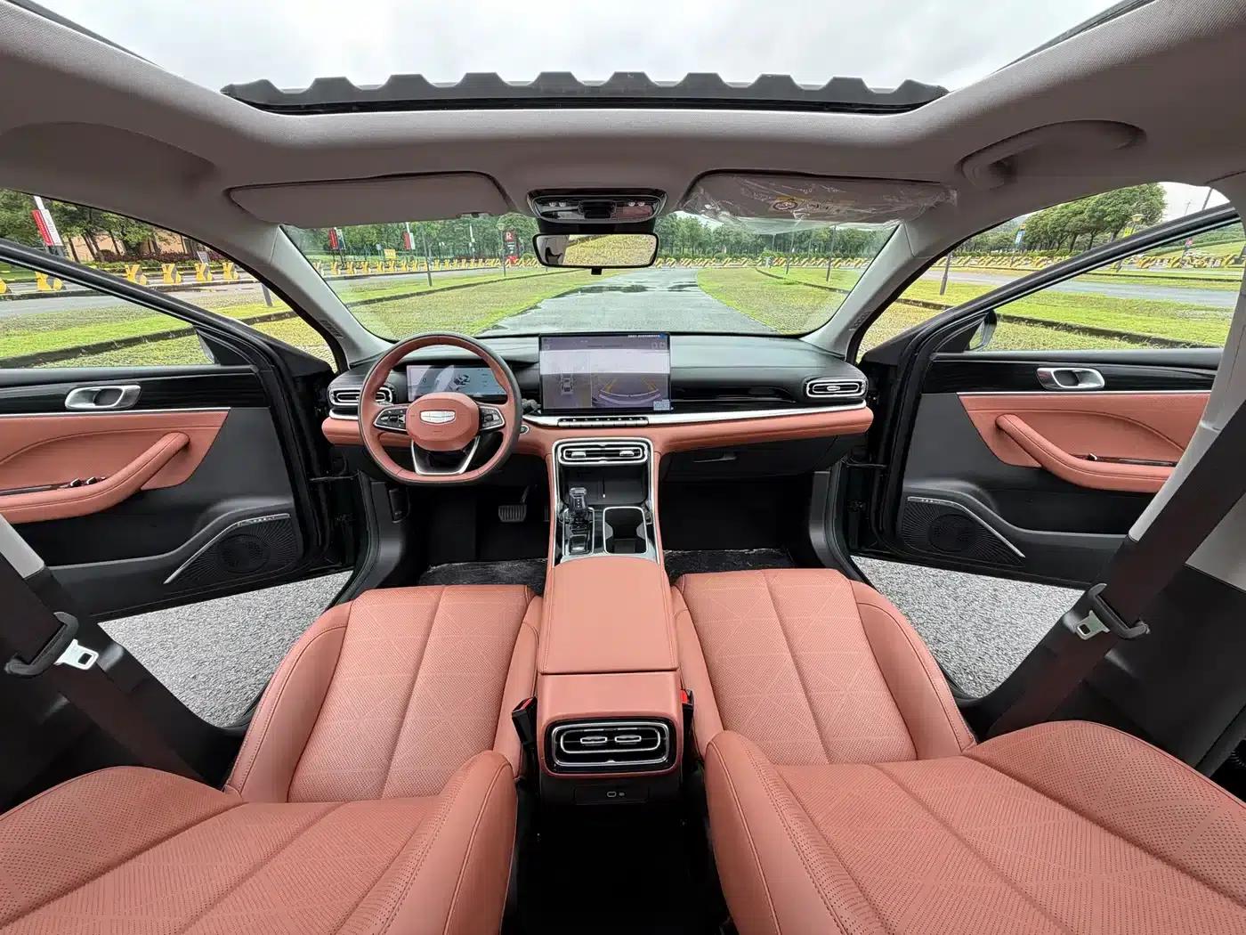 Geely Emgrand 2026 5th Generation 1.5T DCT Flagship Edition — миниатюра 25