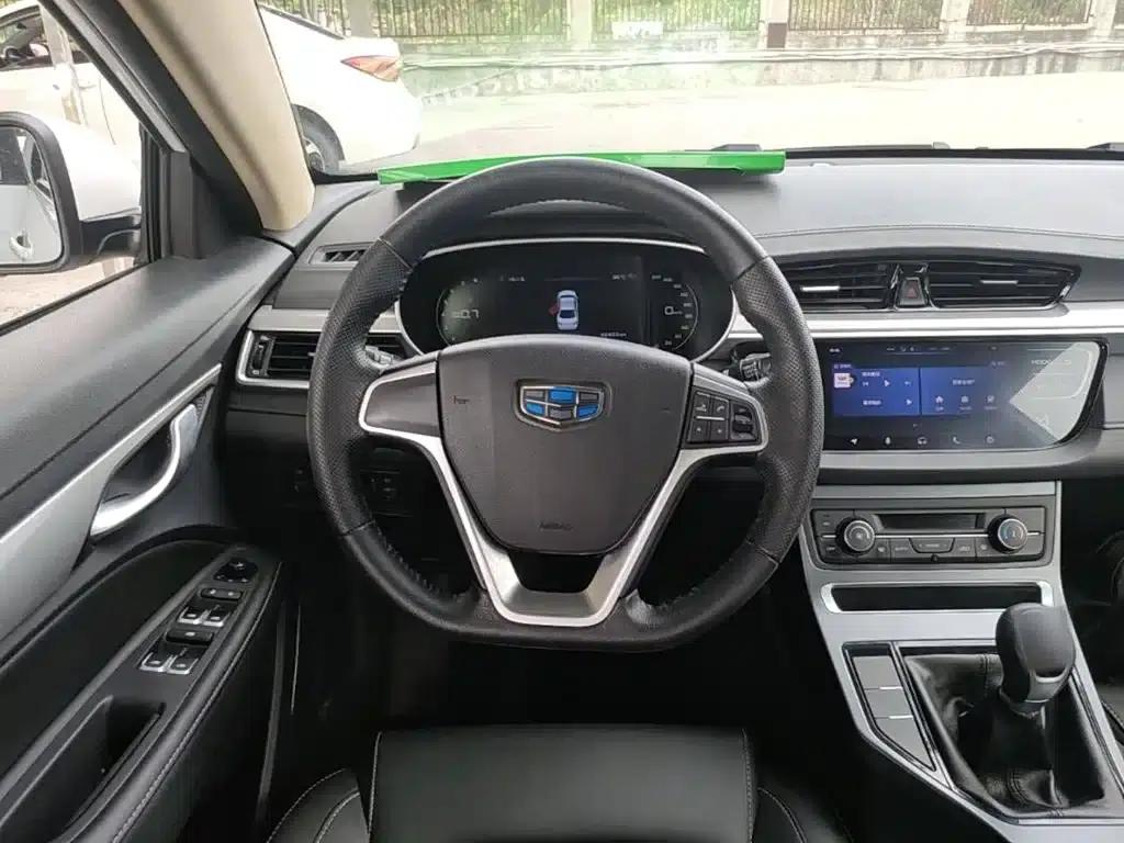 Geely Emgrand 2018 1.5L Manual Upward Connected Edition — миниатюра 11