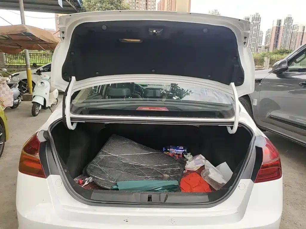 Geely Emgrand 2018 1.5L Manual Upward Connected Edition — миниатюра 19
