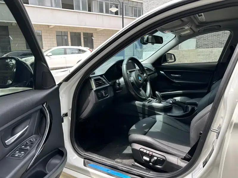 2018 BMW 3 Series 320Li Leading M Sport Package — миниатюра 13