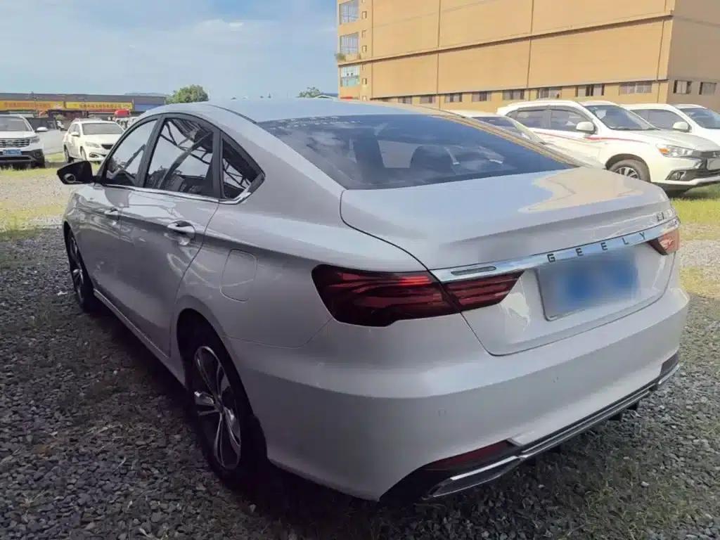 Geely Binrui 2018 14T CVT Binzhi Edition — миниатюра 5