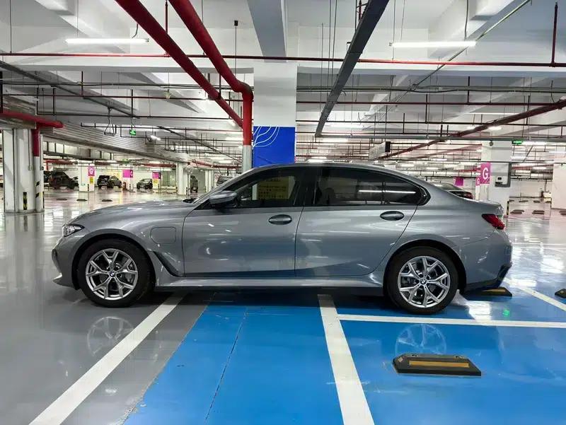 BMW i3 2023 eDrive35L — миниатюра 4