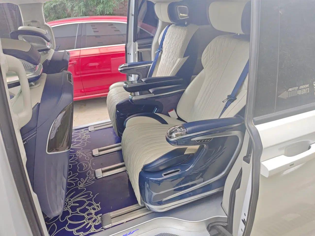 Buick GL8 2020 ES Land Cruiser 653T Comfort Edition — миниатюра 17