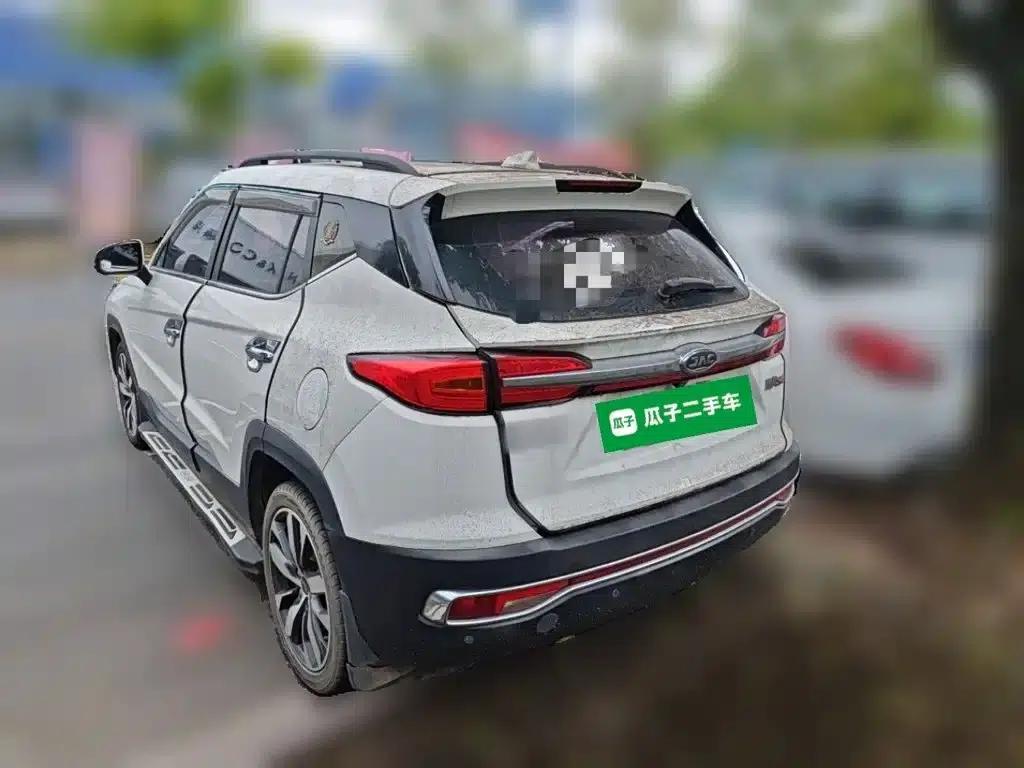 Refine S4 2019 1.6L Manual Superior Edition — миниатюра 4
