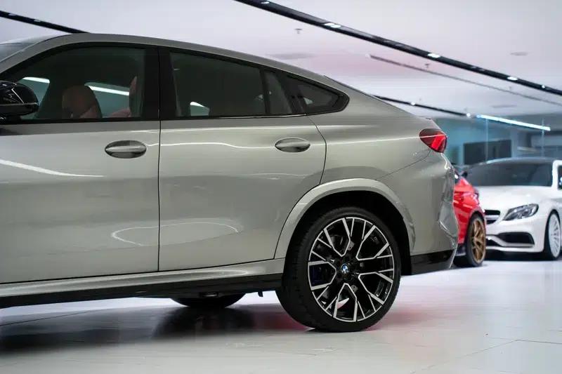 2021 BMW X6 M — миниатюра 11