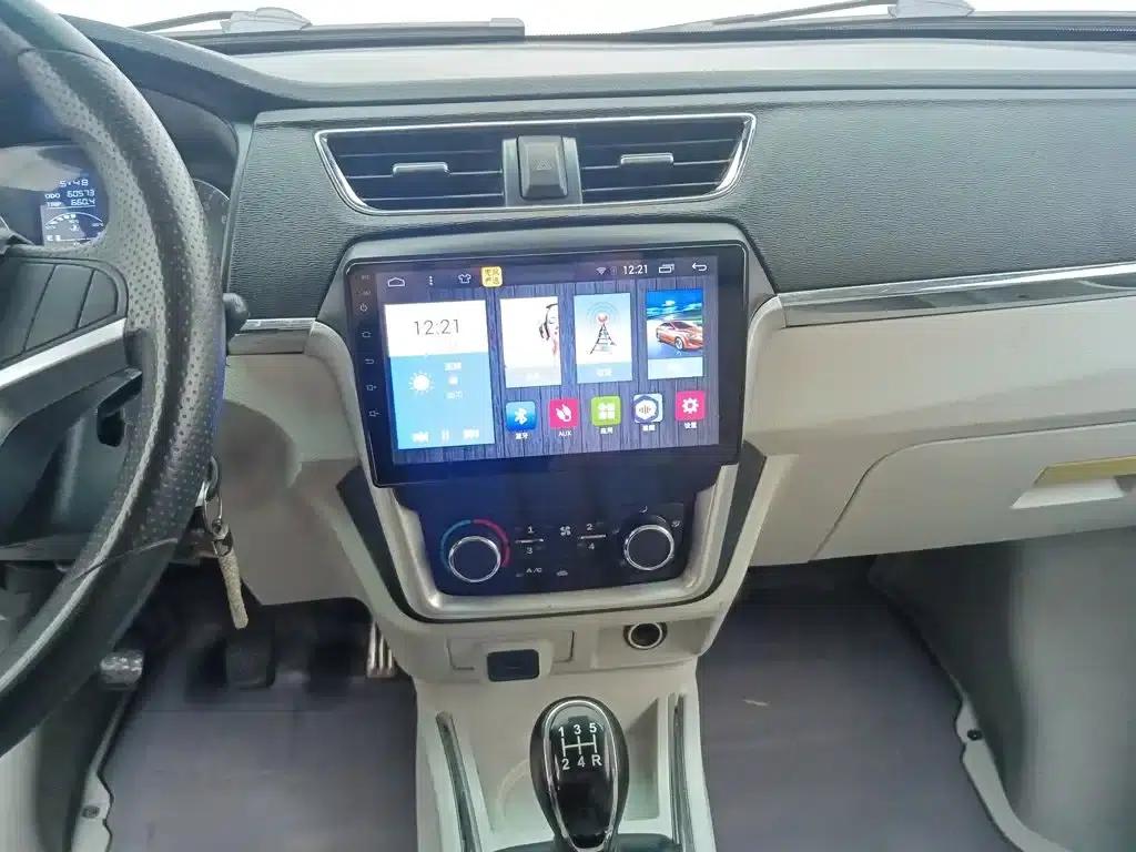 New Hiace X30L 2018 Model 1.5L Van Wealth Edition DLCG14 — миниатюра 12