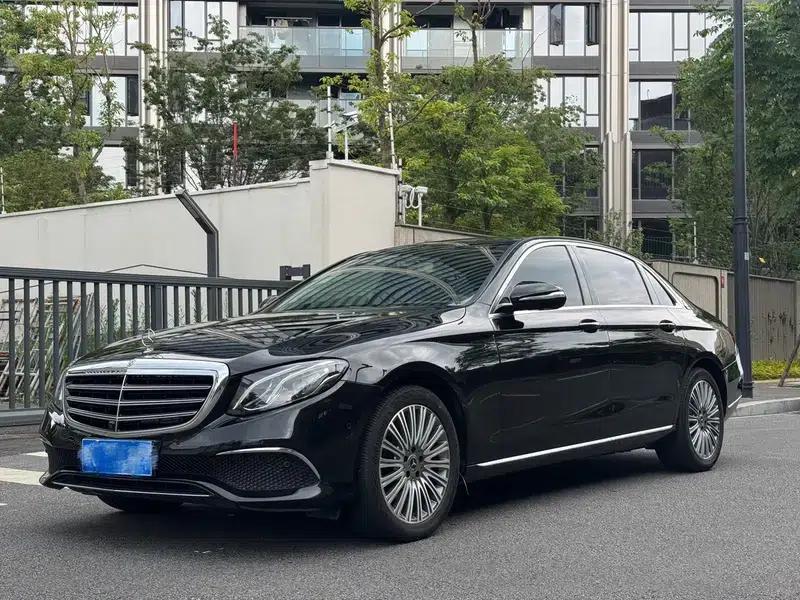 Mercedes-Benz E-Class 2020 Facelift E 300 L Special Edition — миниатюра 1