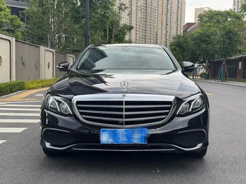 Mercedes-Benz E-Class 2020 Facelift E 300 L Special Edition — миниатюра 2