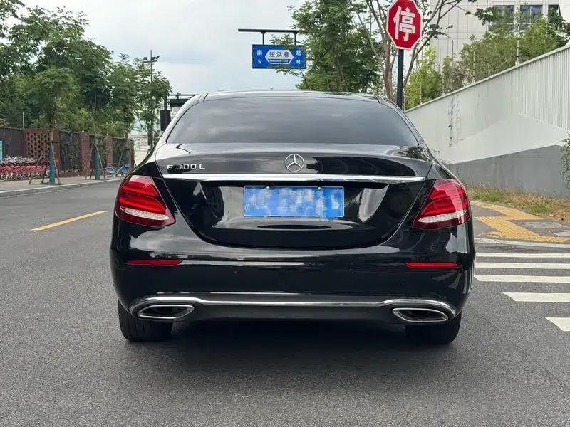 Mercedes-Benz E-Class 2020 Facelift E 300 L Special Edition — миниатюра 6