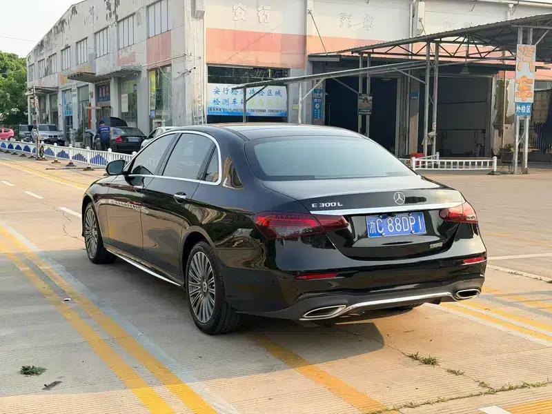 Mercedes-Benz E-Class 2021 Facelift E 300 L Fashion Sport Sedan — миниатюра 4