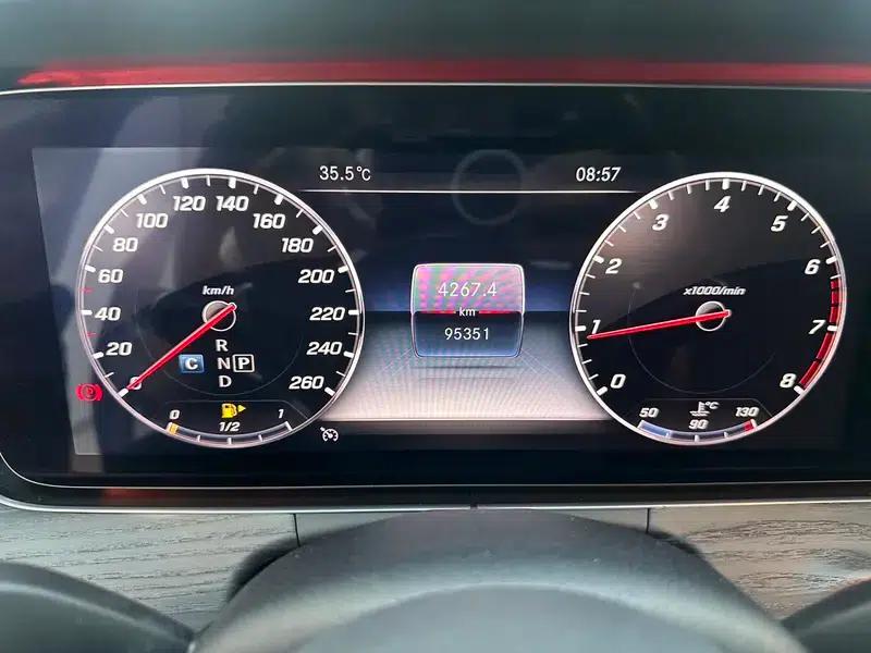Mercedes-Benz E-Class 2020 Facelift E 300 L Sport Style — миниатюра 18