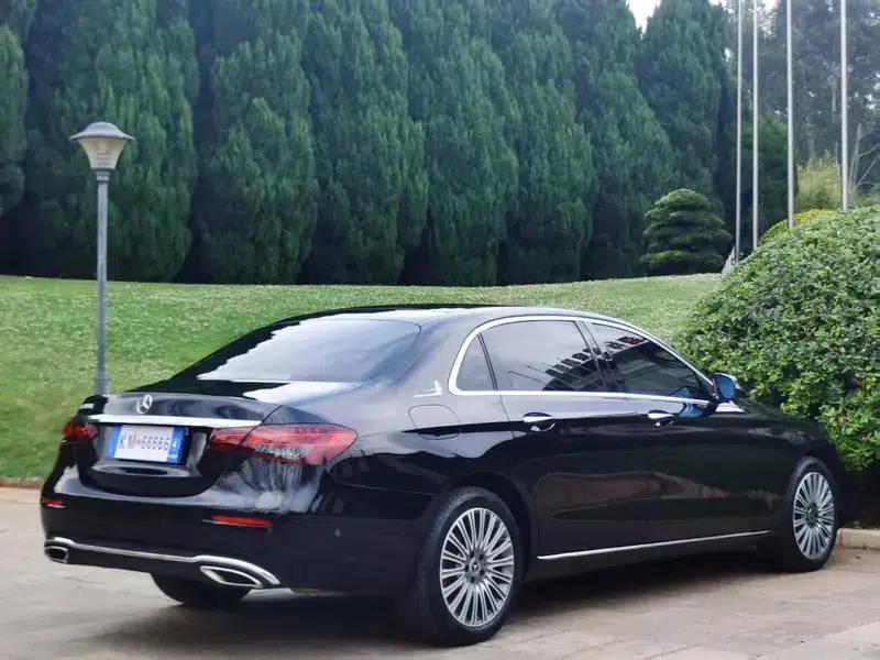 Mercedes-Benz E-Class 2023 Facelift E 300 L Fashion Sedan — миниатюра 7