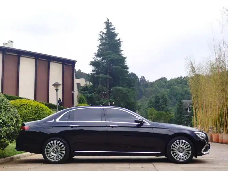 Mercedes-Benz E-Class 2023 Facelift E 300 L Fashion Sedan — миниатюра 8