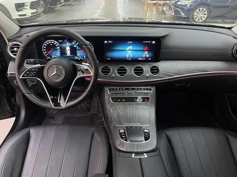 Mercedes-Benz E-Class 2021 E 300 L Fashion Sedan — миниатюра 19