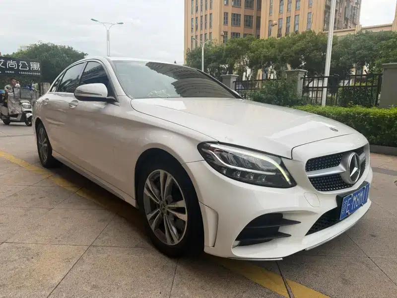 Mercedes-Benz C-Class 2020 Facelift C 200 L Dynamic Sport Edition — миниатюра 3