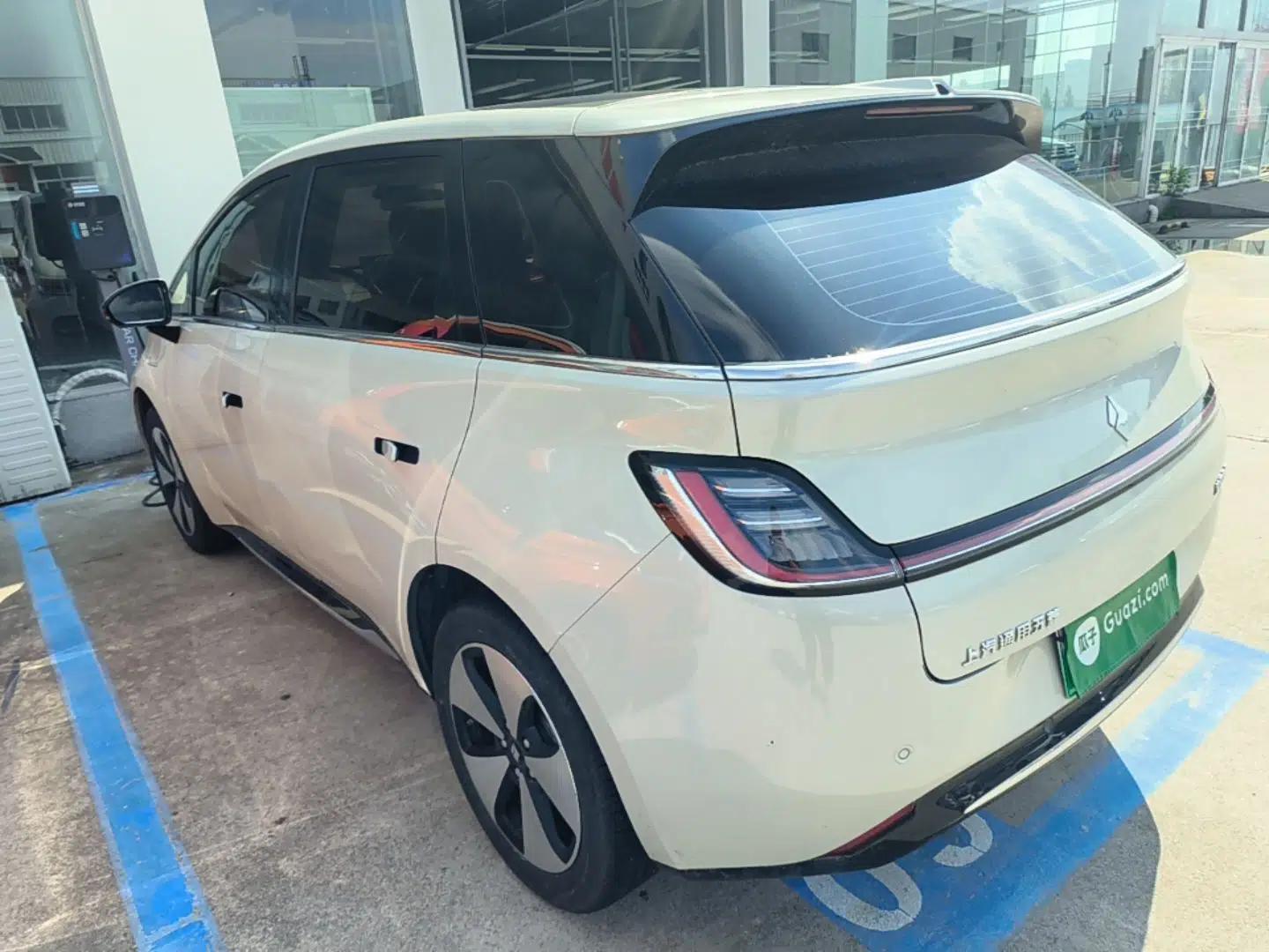 Baojun Cloud 2023 460 Max — миниатюра 4