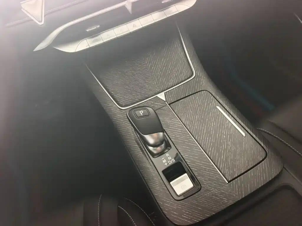 Venucia V2021 260T Idol Edition — миниатюра 14